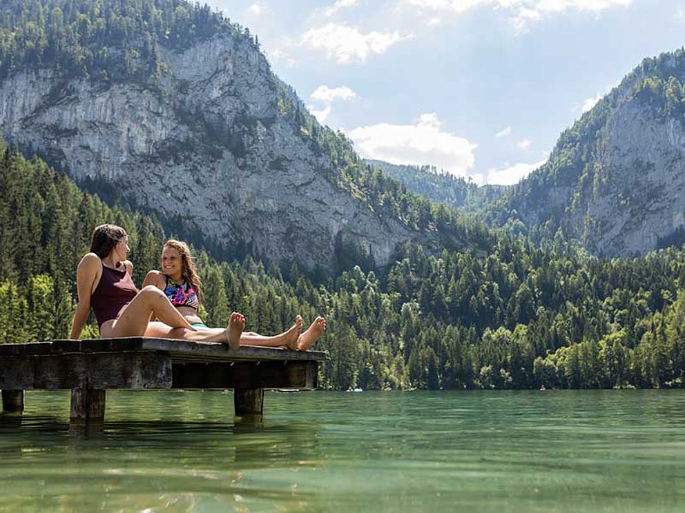 Rasten am Steg am Gleinkersee