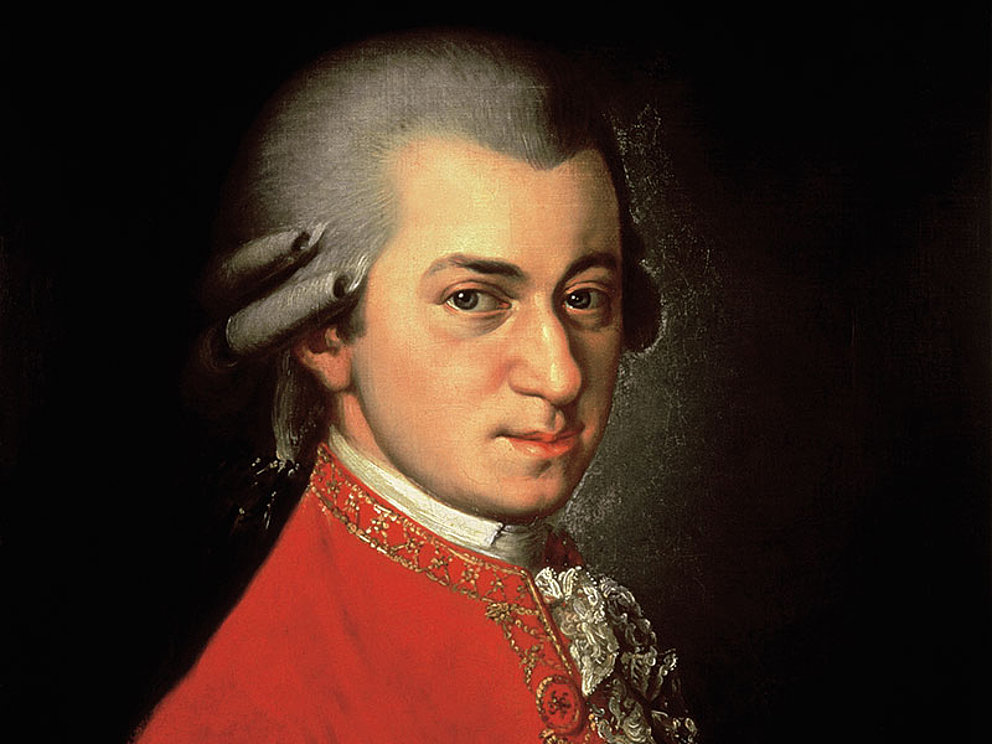 Bildnis von Mozart mit Perücke und Samtjackett