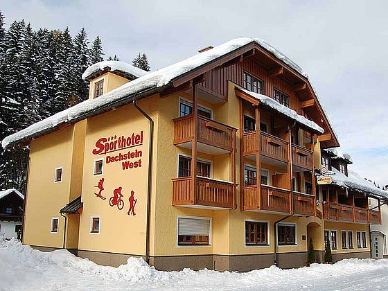 Sporthotel Dachstein West in Annaberg im Winter