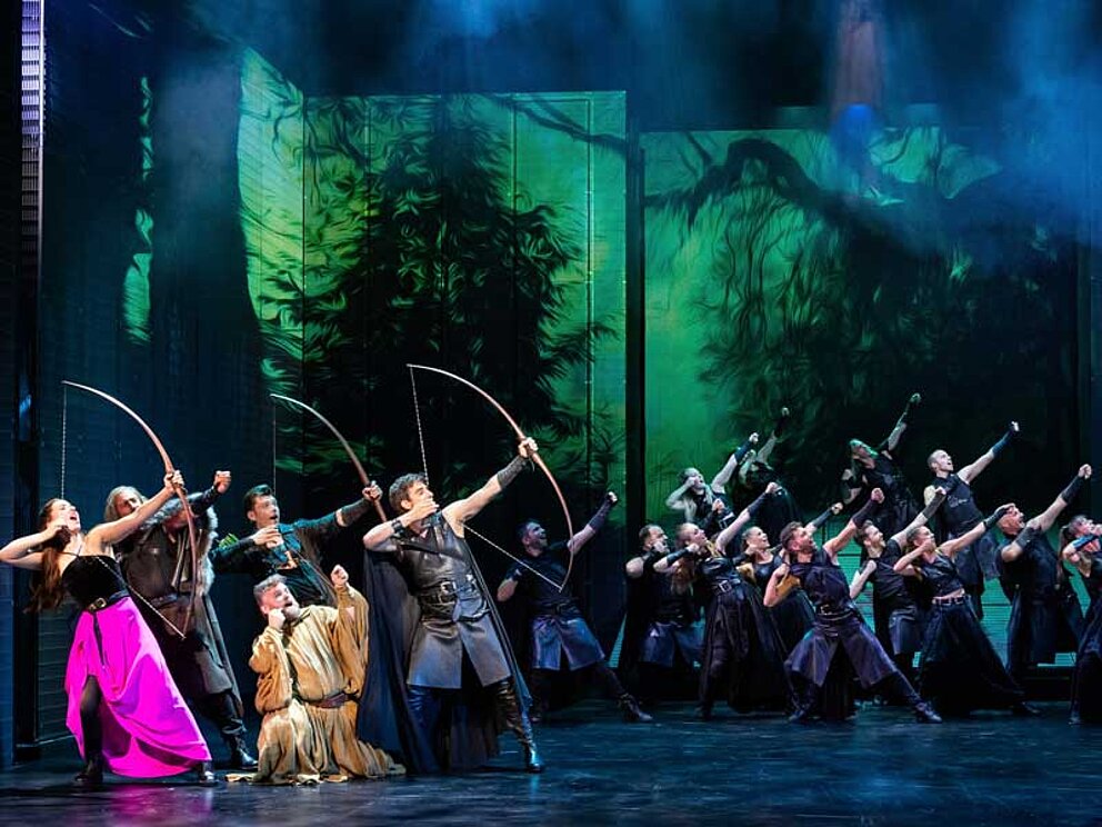 Theateraufführung Robin Hood mit Bogenschützen